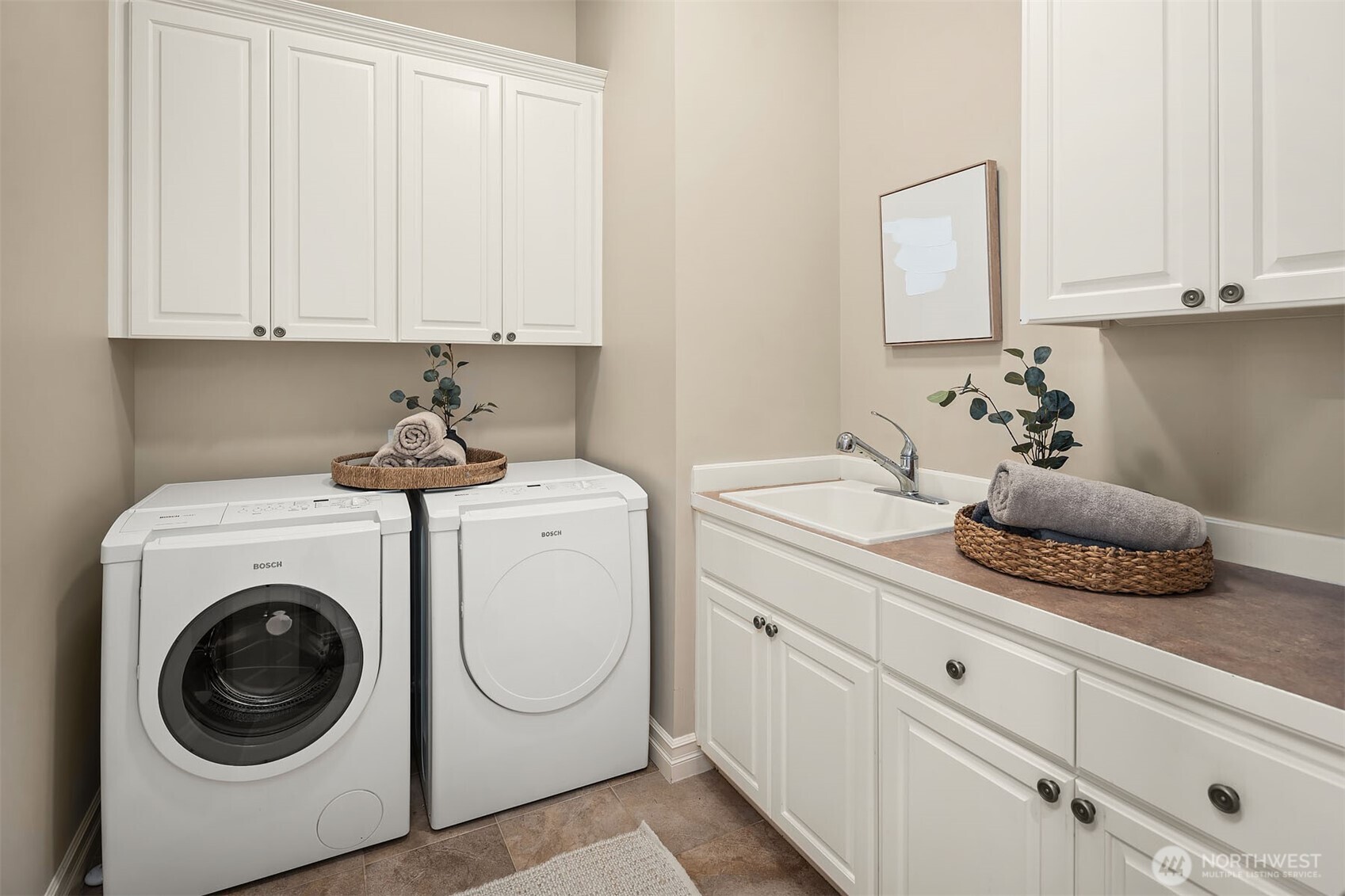 2330 279th Drive SE, Sammamish, WA 98027