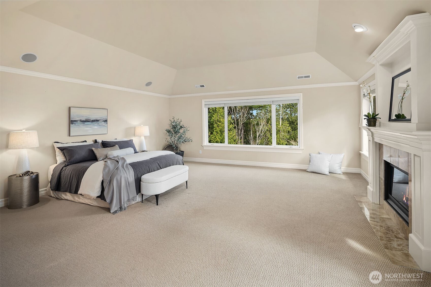 2330 279th Drive SE, Sammamish, WA 98027