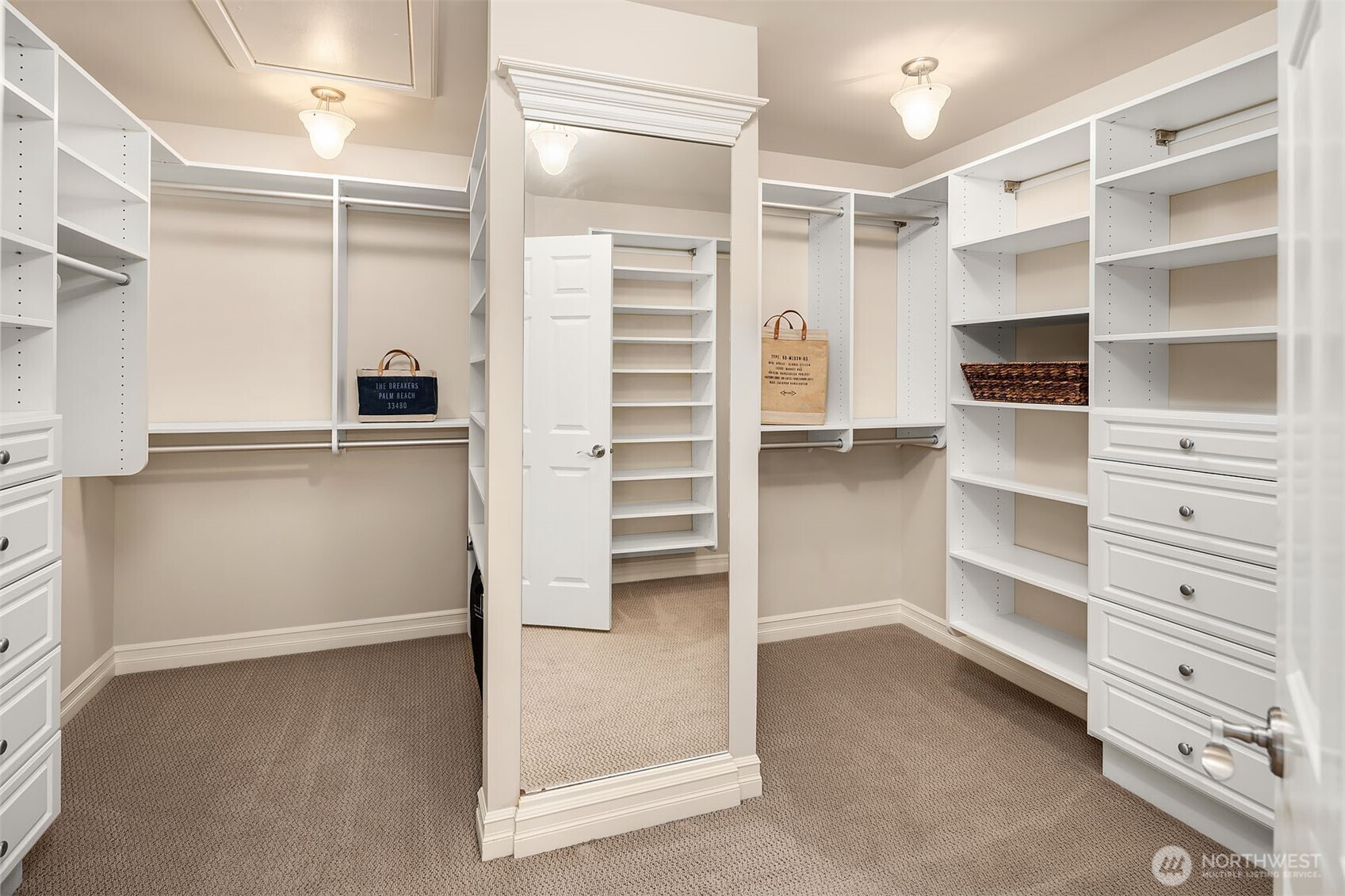 2330 279th Drive SE, Sammamish, WA 98027