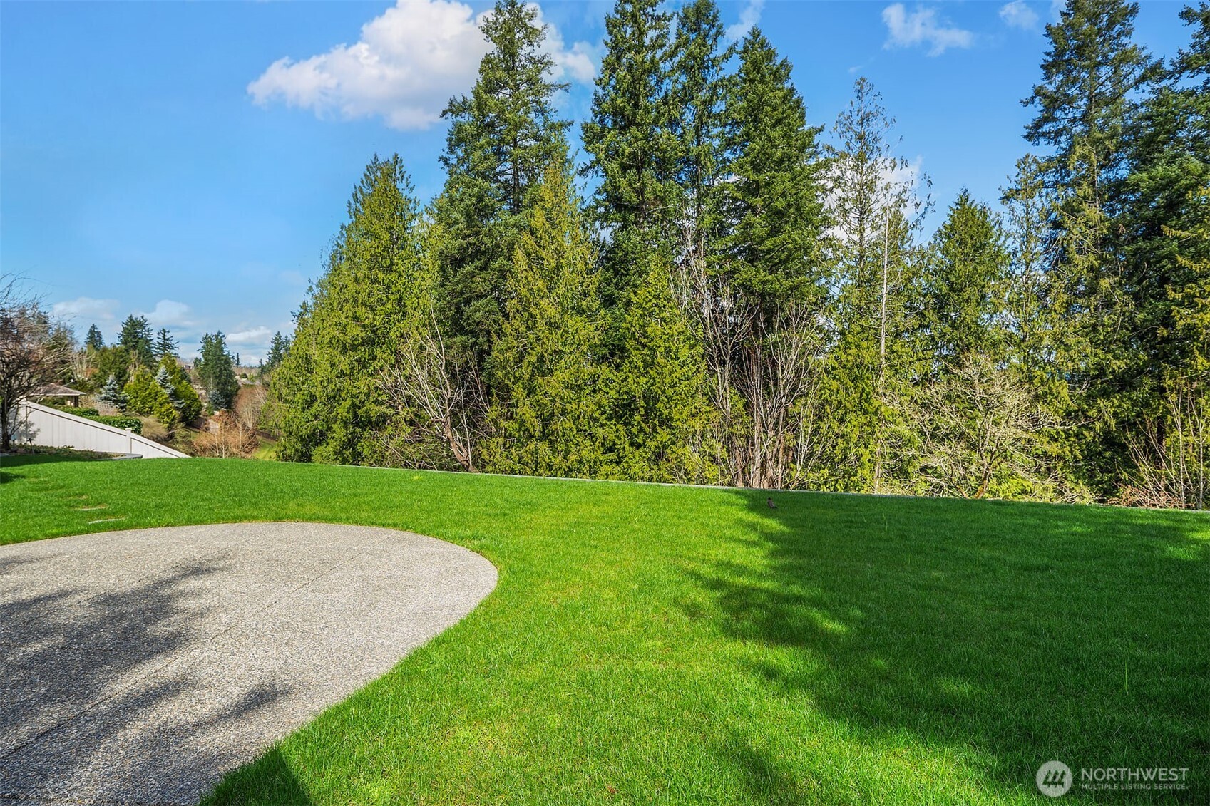 2330 279th Drive SE, Sammamish, WA 98027