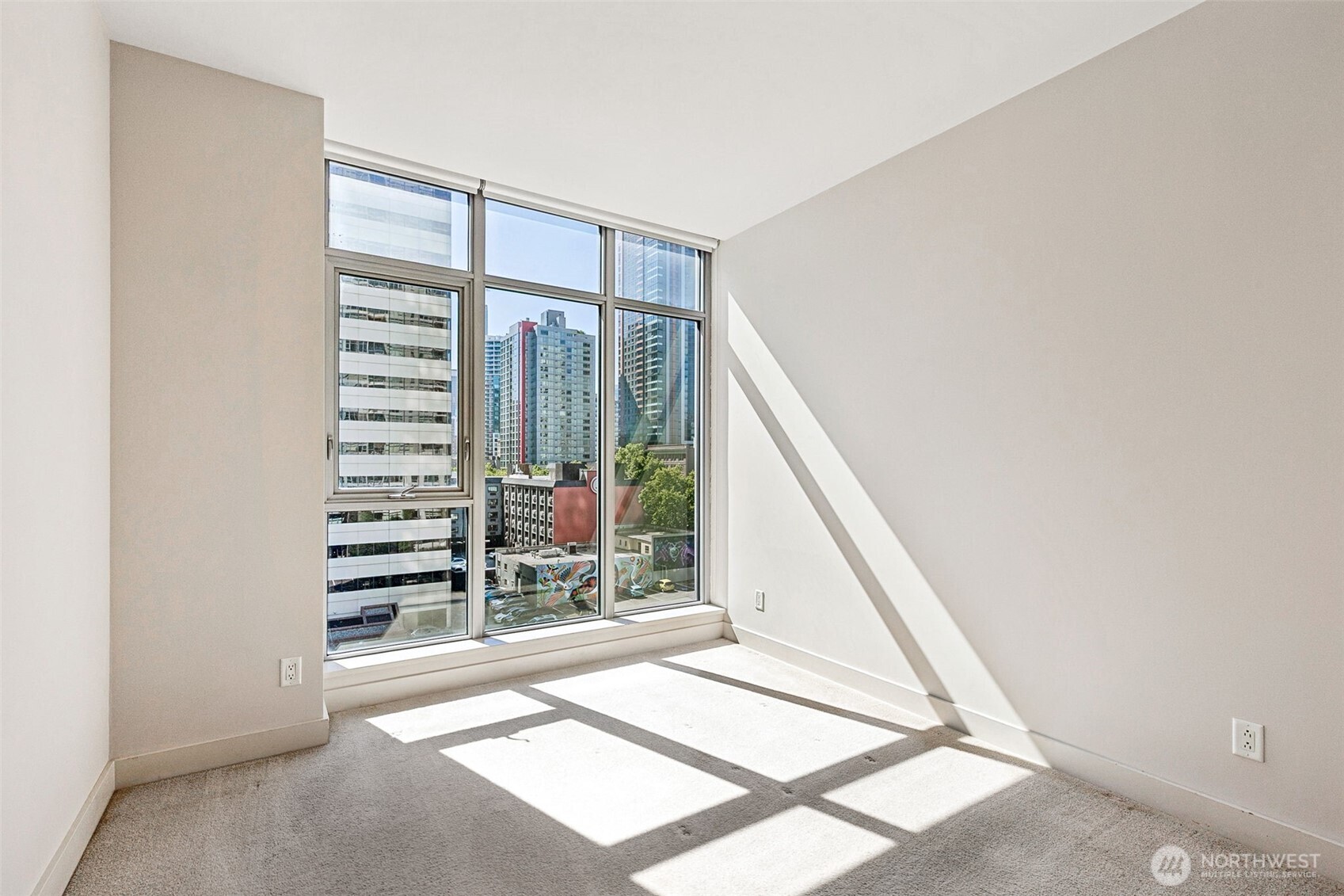588 Bell Street #606S, Seattle, WA 98121