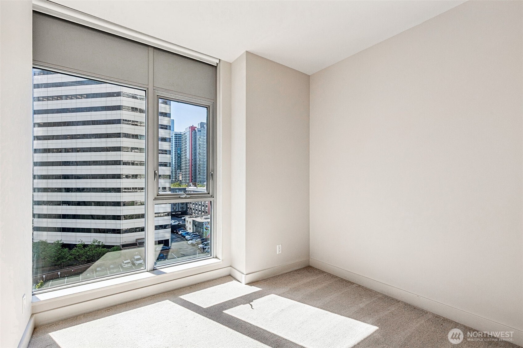 588 Bell Street #606S, Seattle, WA 98121