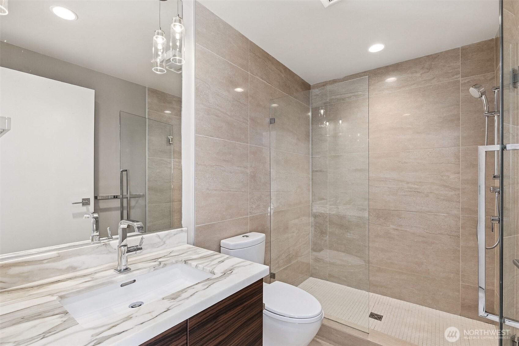 588 Bell Street #606S, Seattle, WA 98121