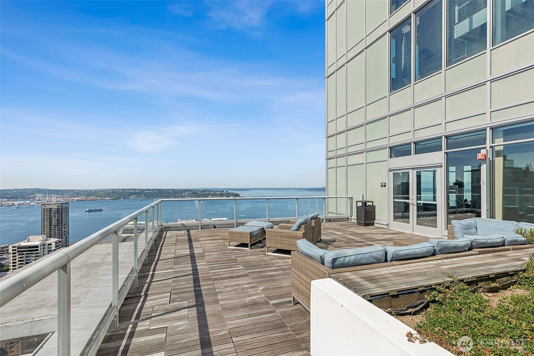 588 Bell Street #606S, Seattle, WA 98121