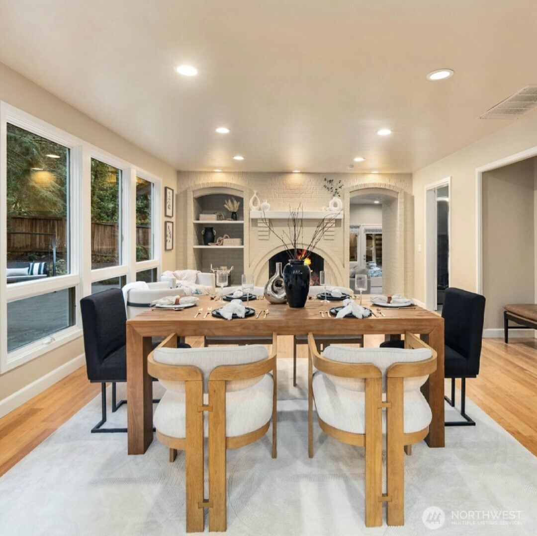 22720 NE 46th Street , Redmond, WA 98053-8205