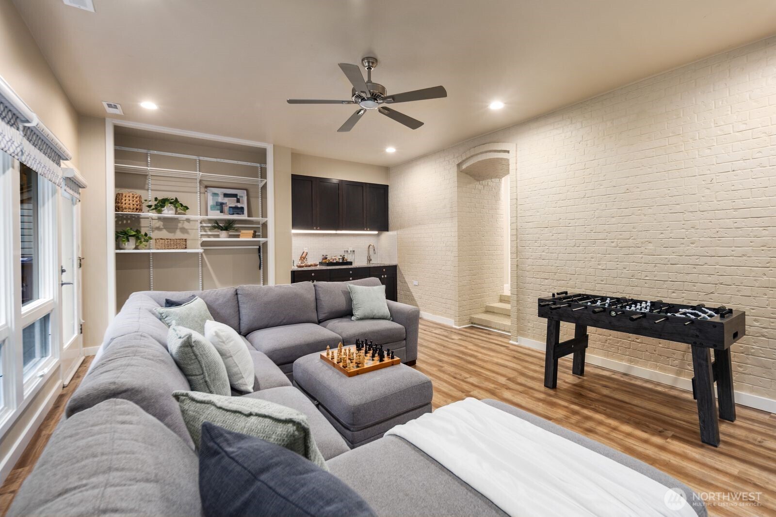 22720 NE 46th Street , Redmond, WA 98053-8205