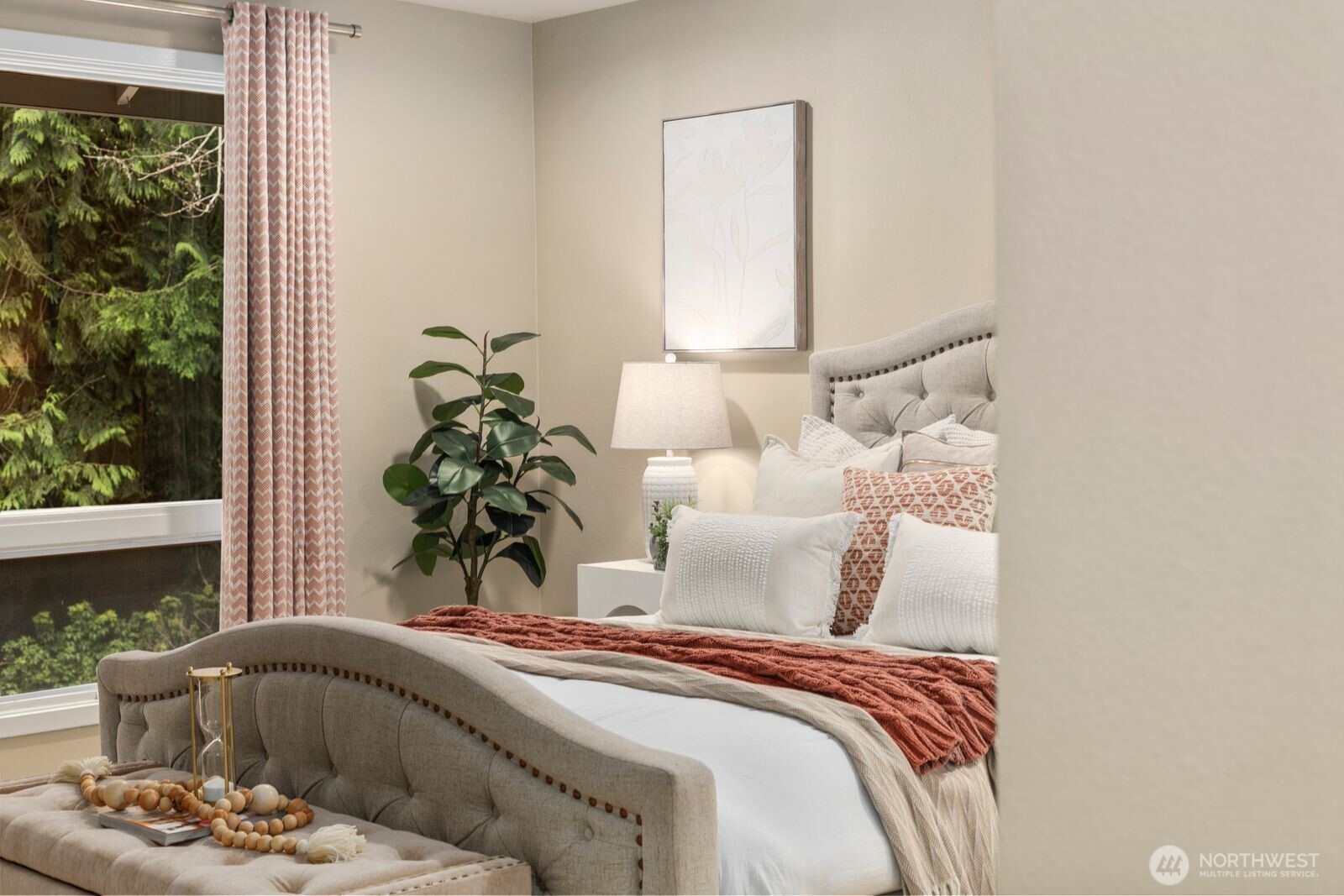 22720 NE 46th Street , Redmond, WA 98053-8205