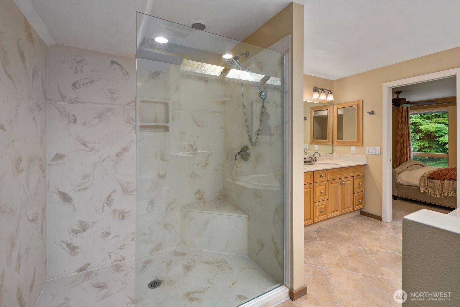 22720 NE 46th Street , Redmond, WA 98053-8205