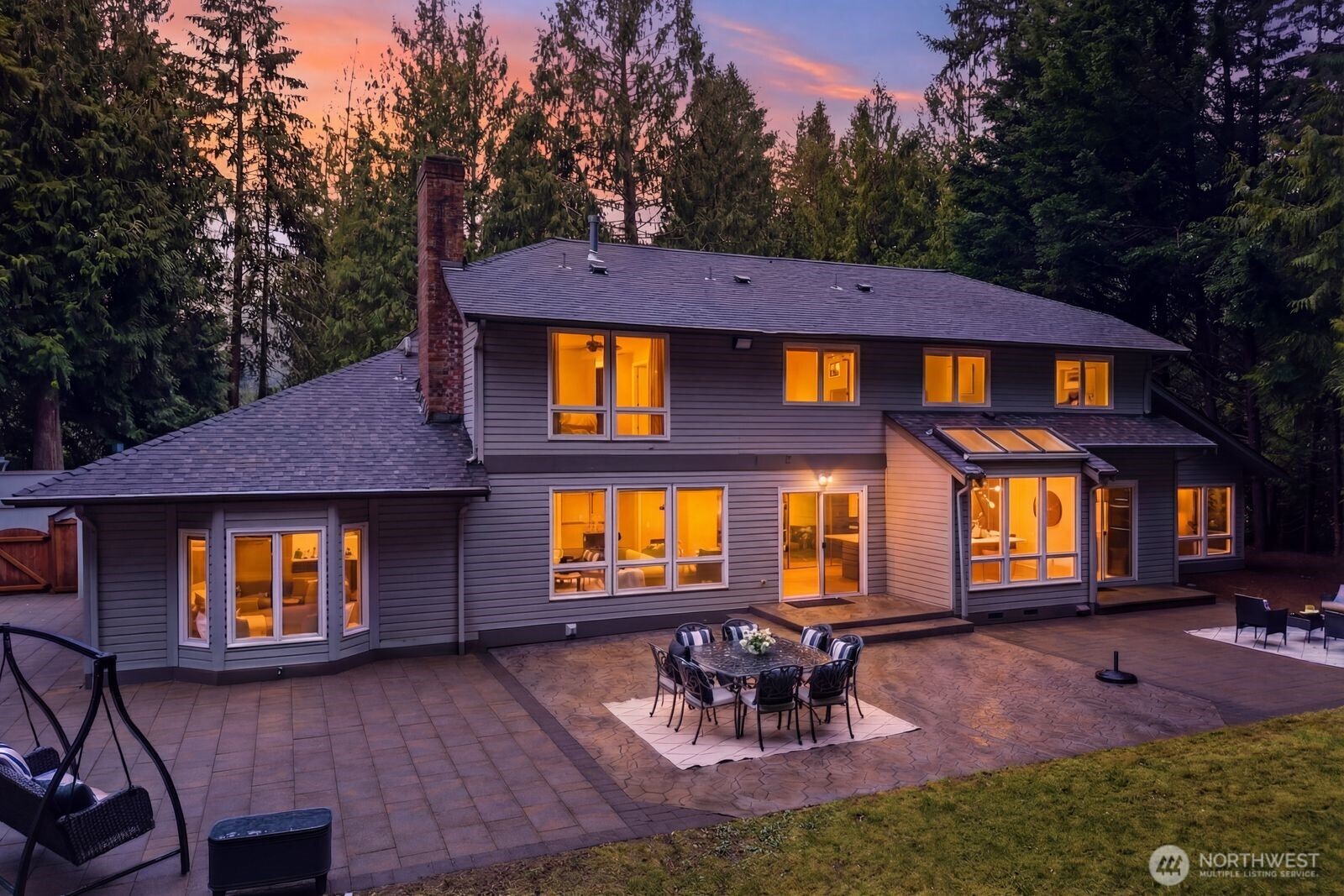 22720 NE 46th Street , Redmond, WA 98053-8205