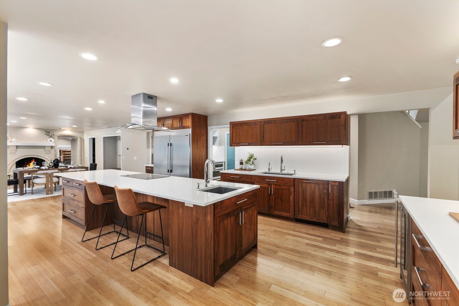 22720 NE 46th Street , Redmond, WA 98053-8205