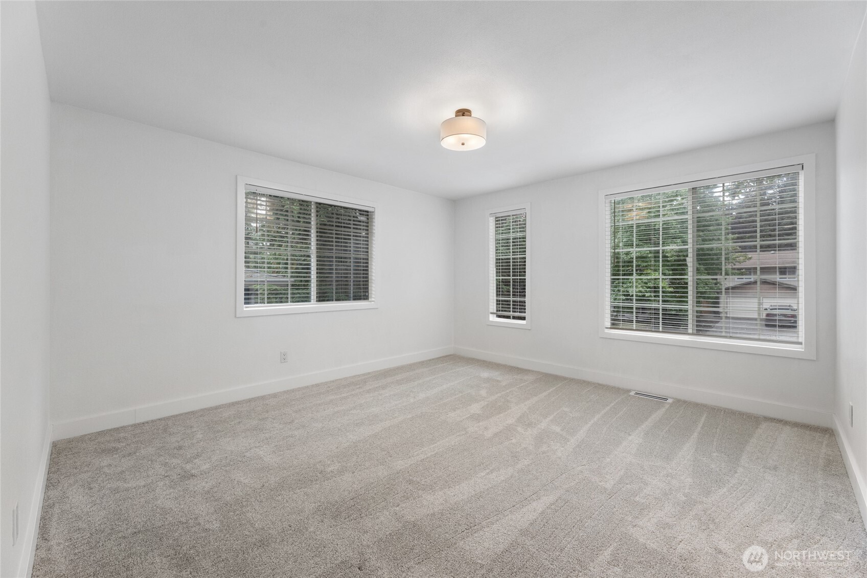 17106 NE 31st Place , Bellevue, WA 98008-2004