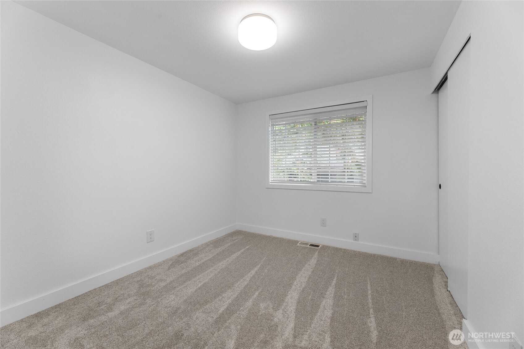 17106 NE 31st Place , Bellevue, WA 98008-2004