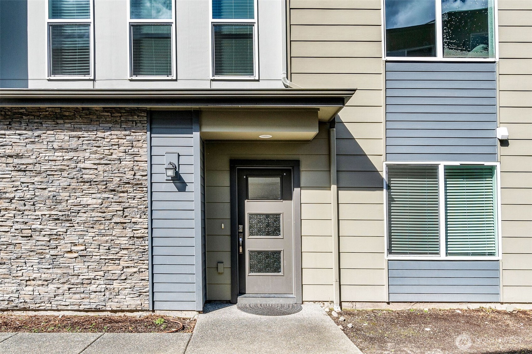 2021 129th Place SW #F, Everett, WA 98204