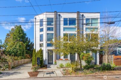 721 24th Avenue S, Seattle, WA 98144-3003