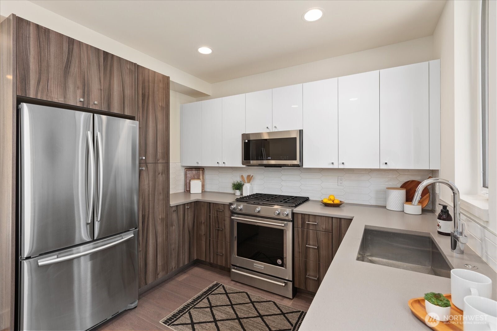 721 24th Avenue S, Seattle, WA 98144-3003