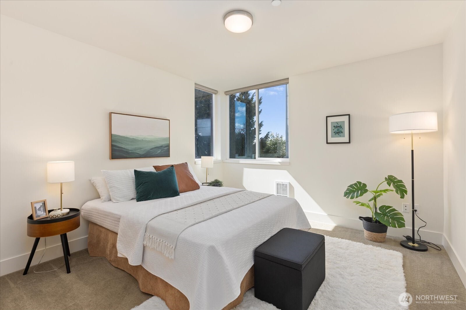 721 24th Avenue S, Seattle, WA 98144-3003