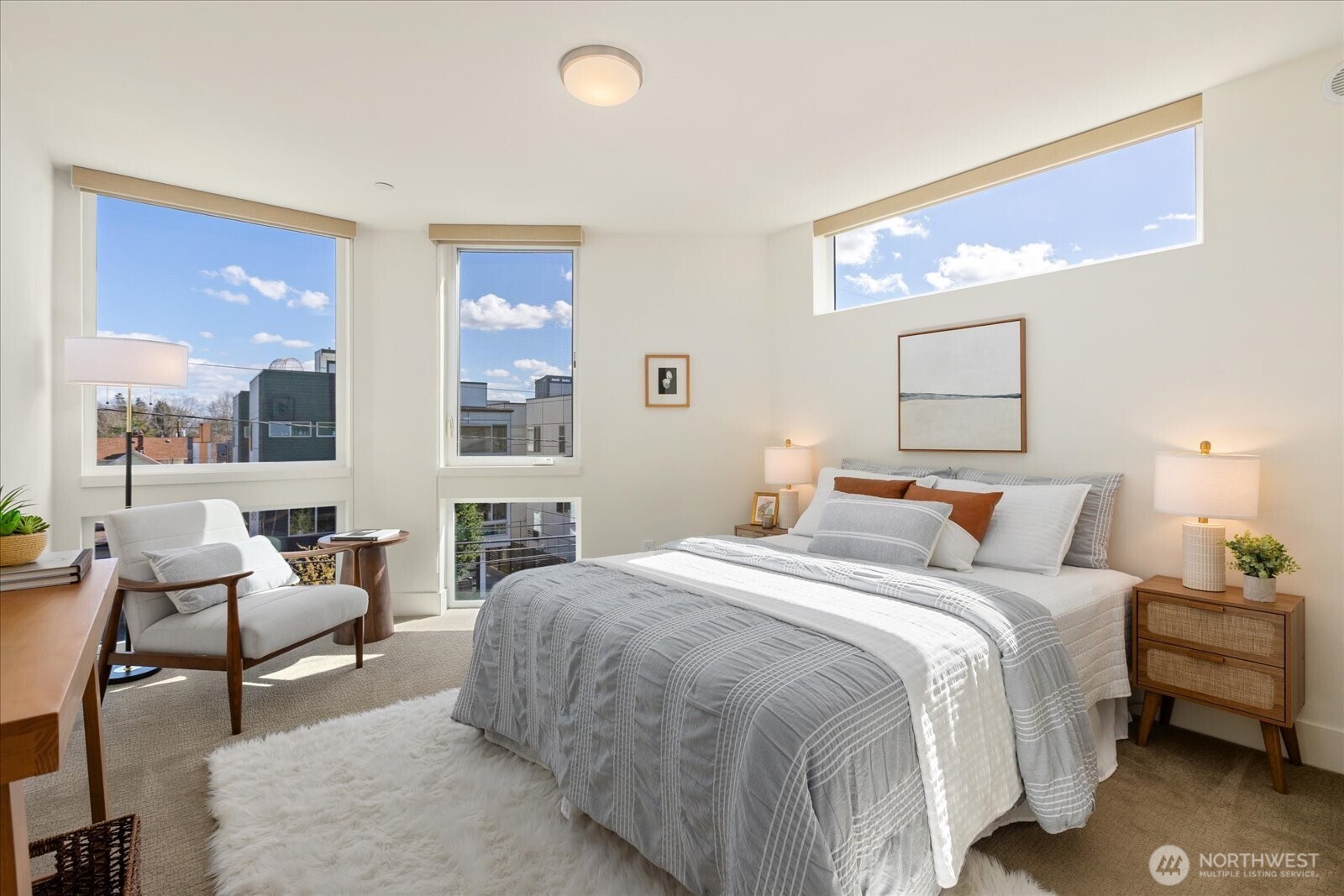 721 24th Avenue S, Seattle, WA 98144-3003