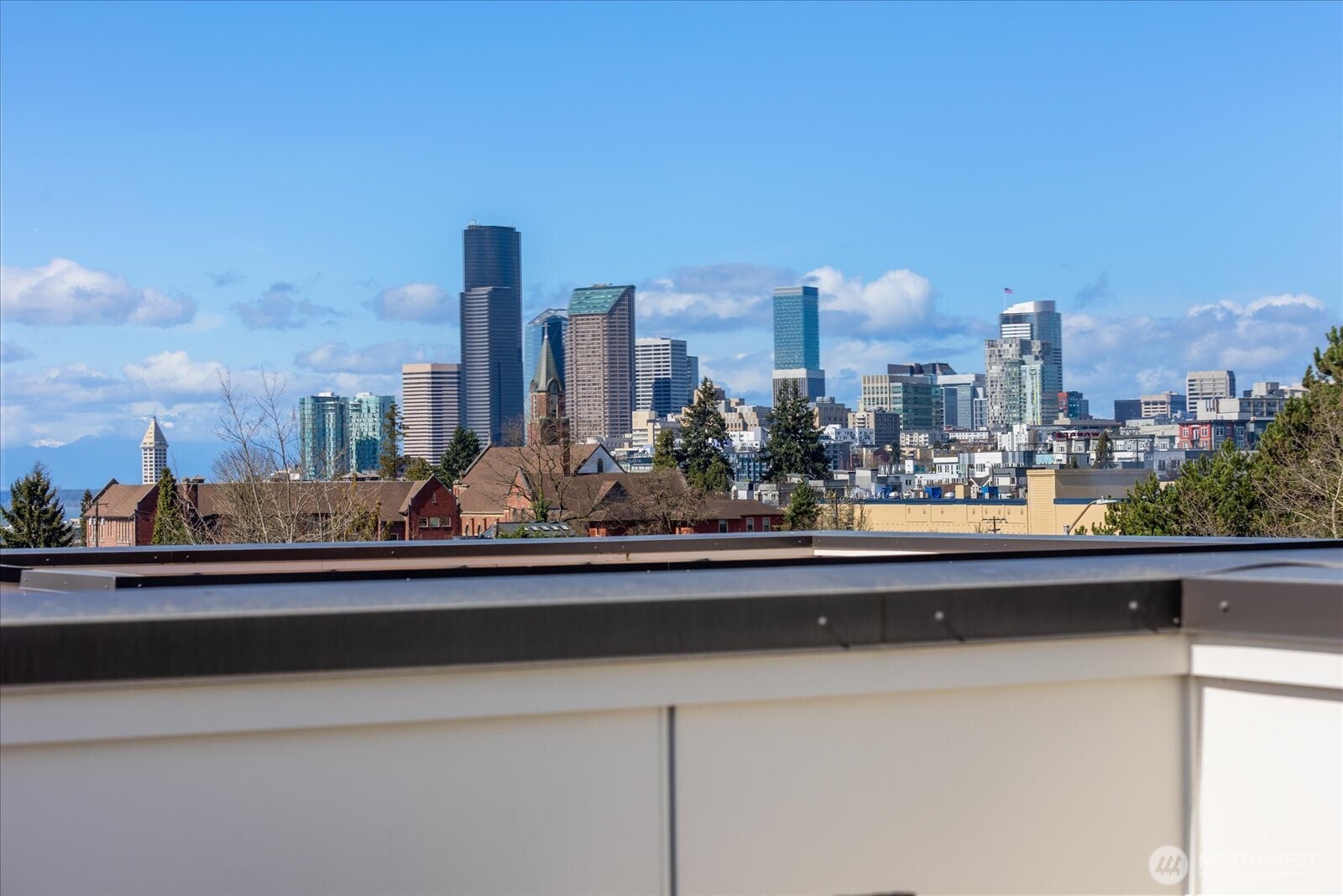 721 24th Avenue S, Seattle, WA 98144-3003