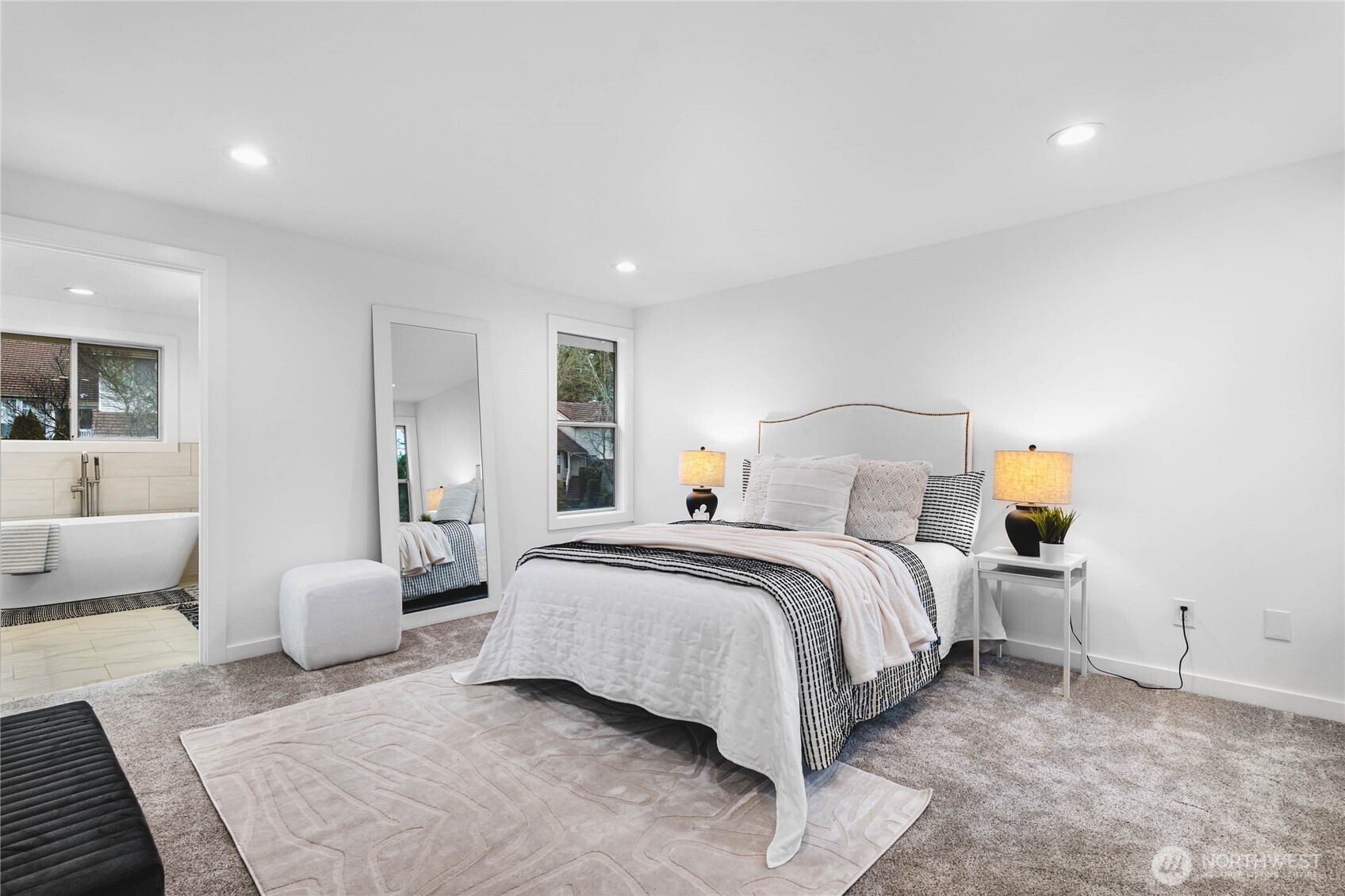 17431 NE 28th Street , Redmond, WA 98052