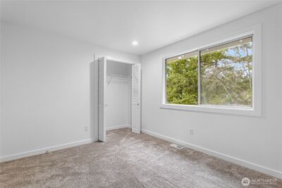 17431 NE 28th Street , Redmond, WA 98052 - Photo 23