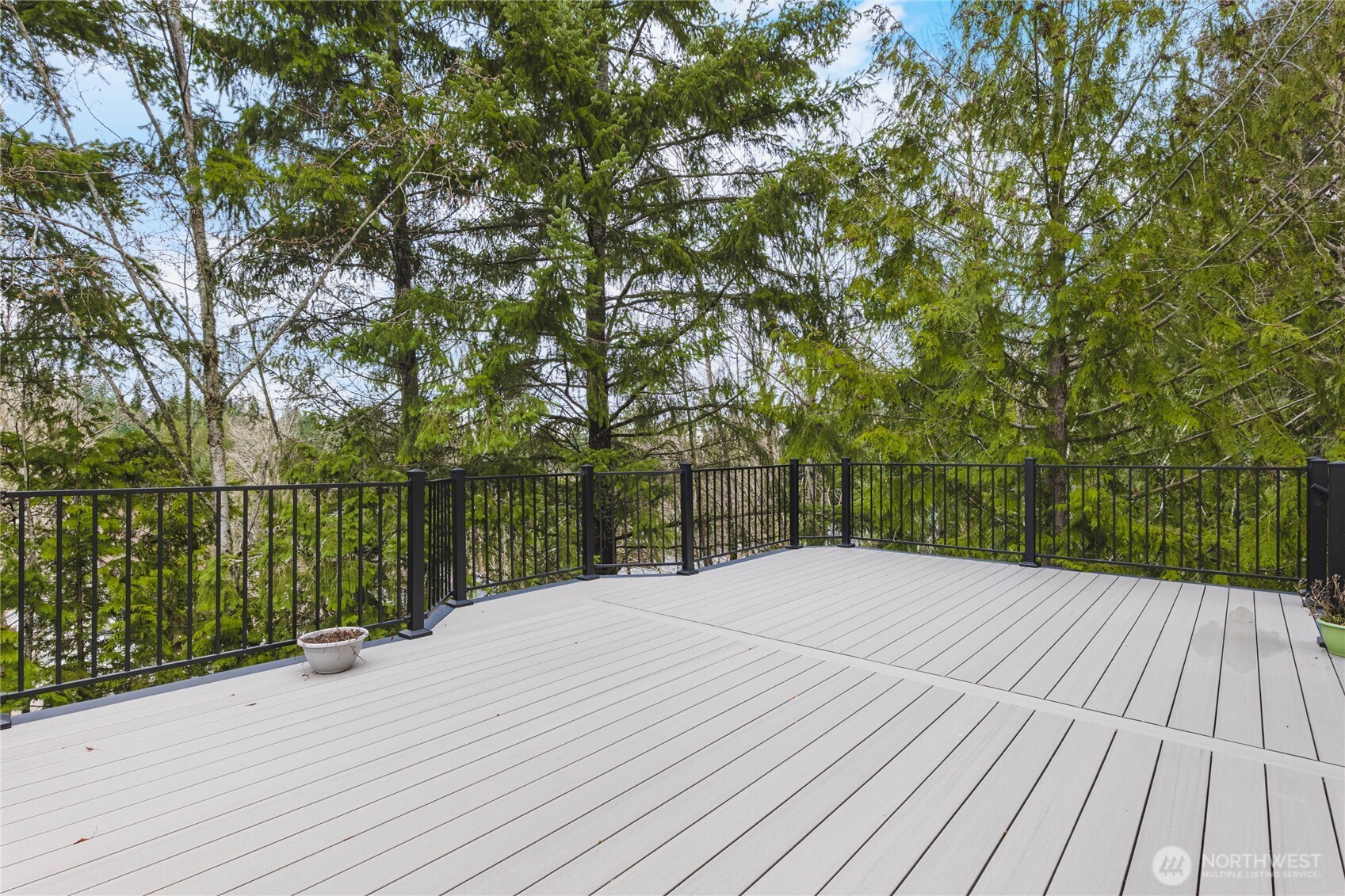 17431 NE 28th Street , Redmond, WA 98052