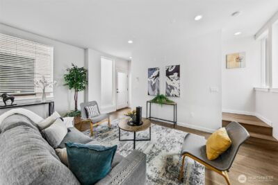 1525 C 17th Avenue S, Seattle, WA 98144 - Photo 4