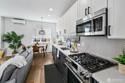 1525 C 17th Avenue S, Seattle, WA 98144 - Photo 9