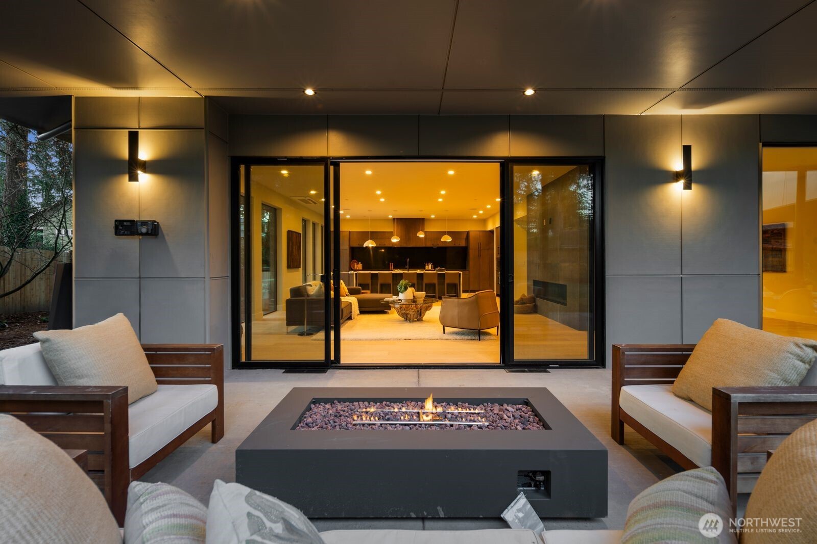 1653 105th Avenue SE, Bellevue, WA 98004