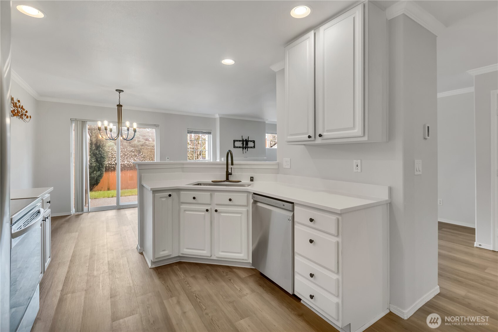 10030 Holly Drive #122, Everett, WA 98204