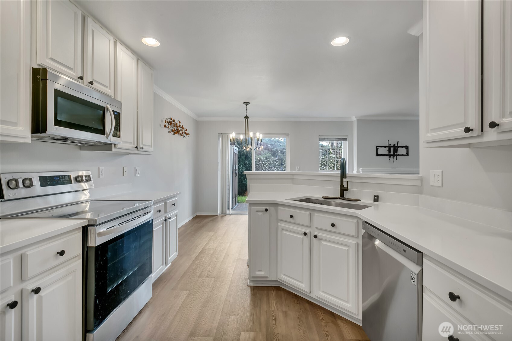 10030 Holly Drive #122, Everett, WA 98204