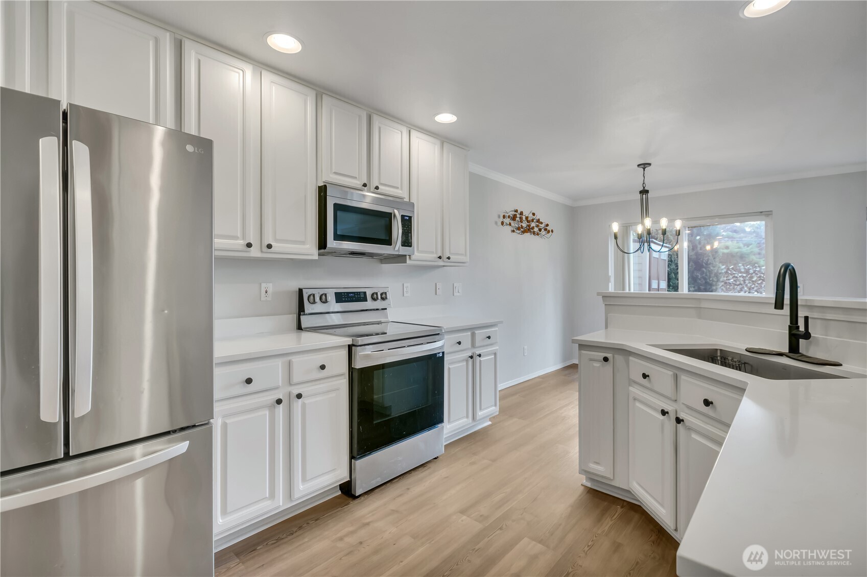 10030 Holly Drive #122, Everett, WA 98204