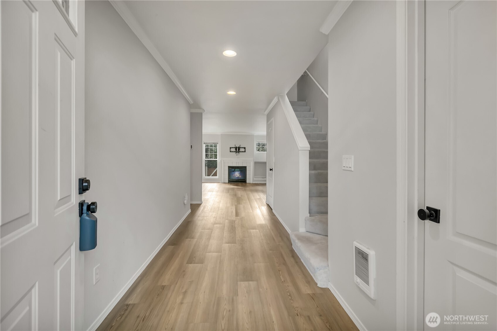 10030 Holly Drive #122, Everett, WA 98204