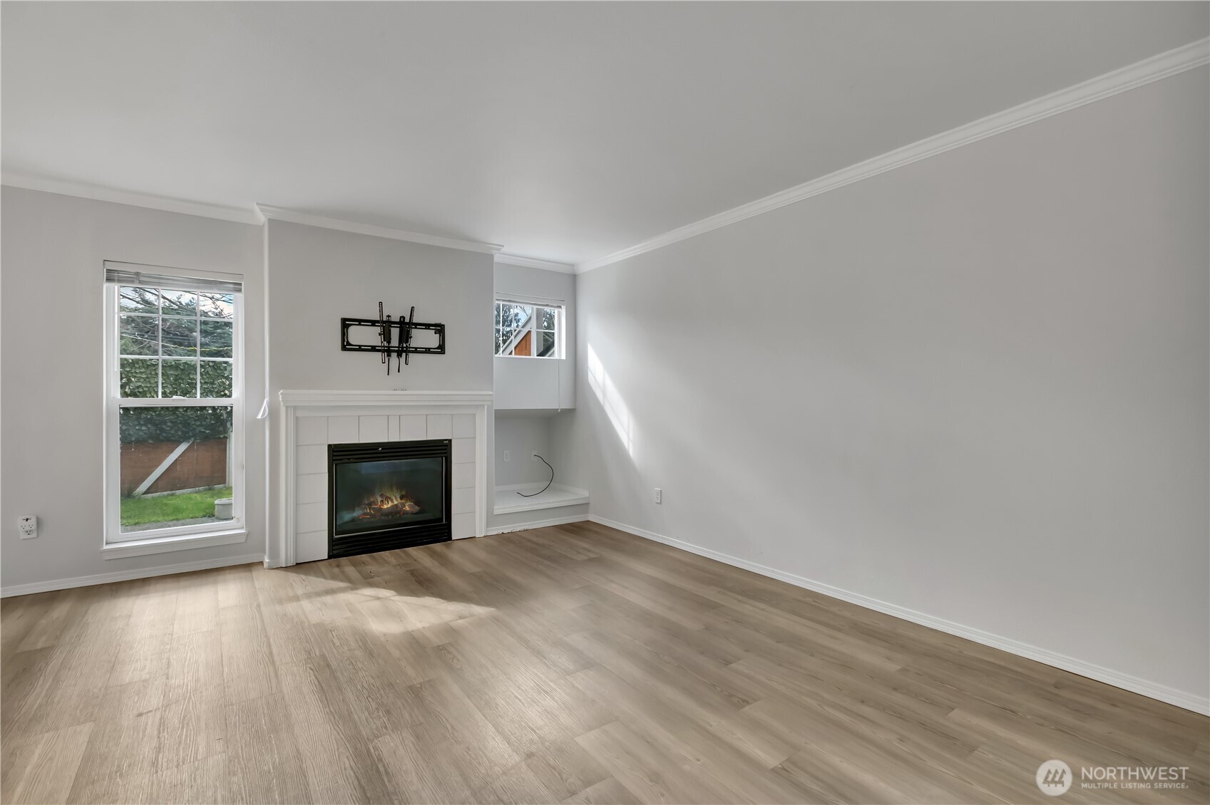 10030 Holly Drive #122, Everett, WA 98204