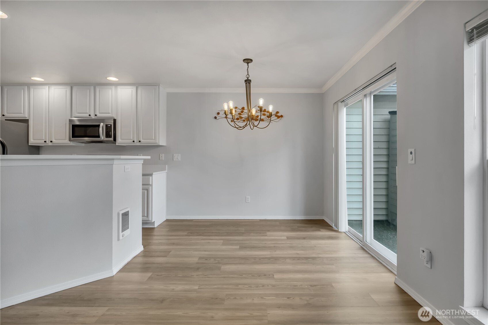 10030 Holly Drive #122, Everett, WA 98204