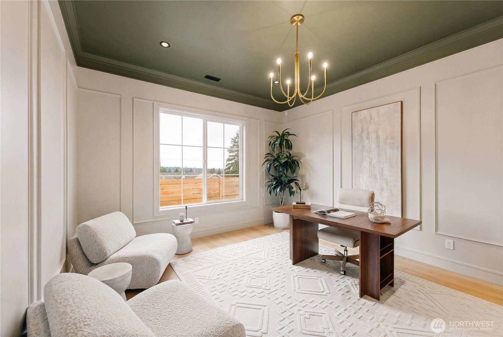 12811 SE 44th Place , Bellevue, WA 98006