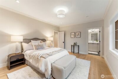 12811 SE 44th Place , Bellevue, WA 98006 - Photo 26