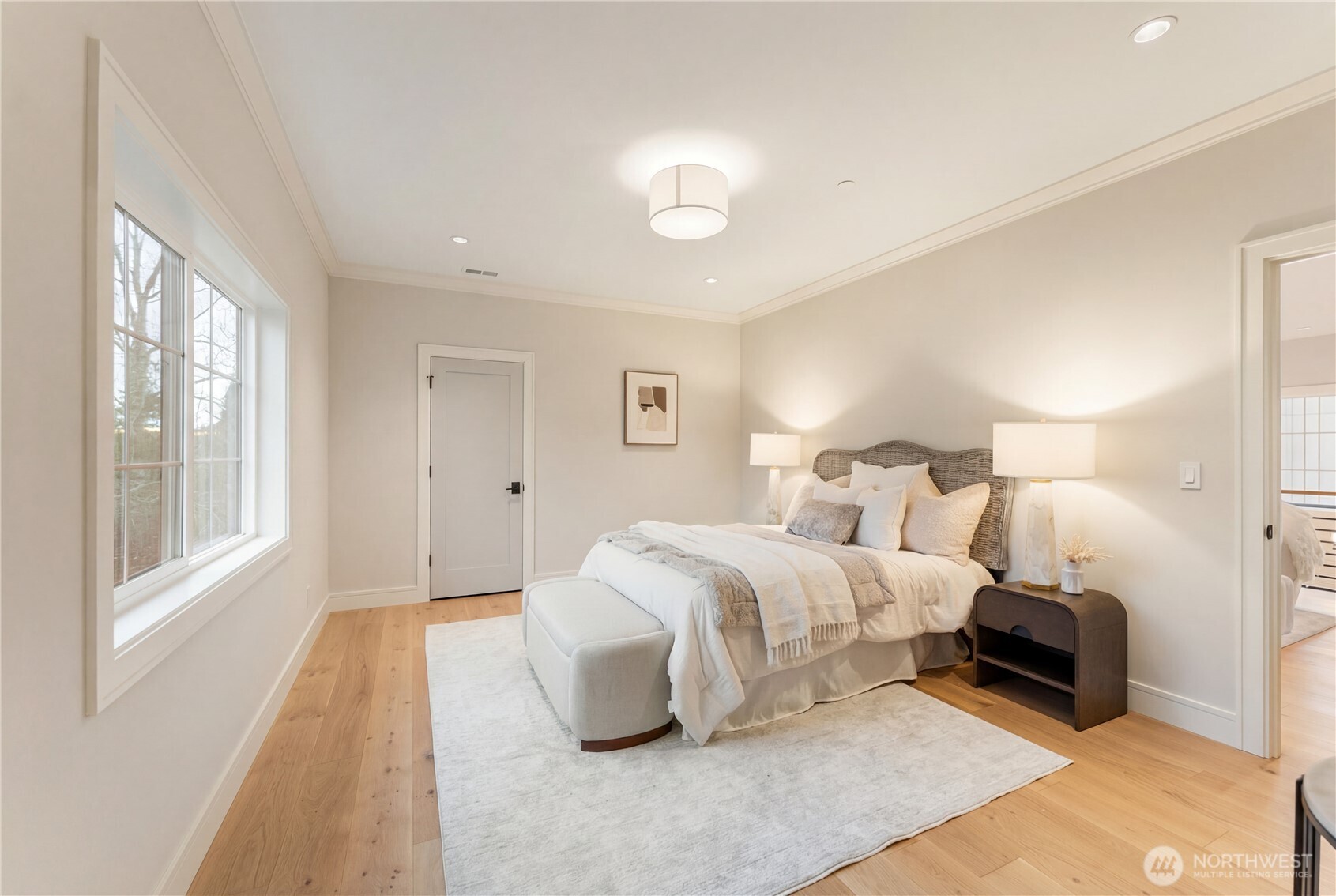 12811 SE 44th Place , Bellevue, WA 98006