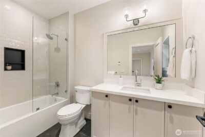12811 SE 44th Place , Bellevue, WA 98006 - Photo 31