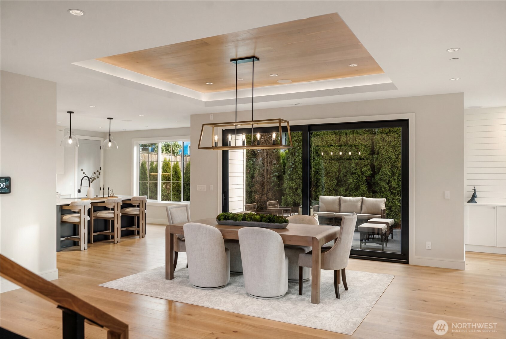 12811 SE 44th Place , Bellevue, WA 98006