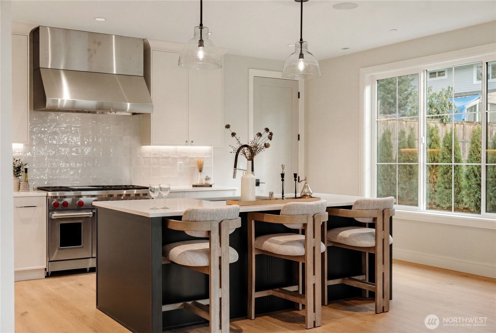 12811 SE 44th Place , Bellevue, WA 98006