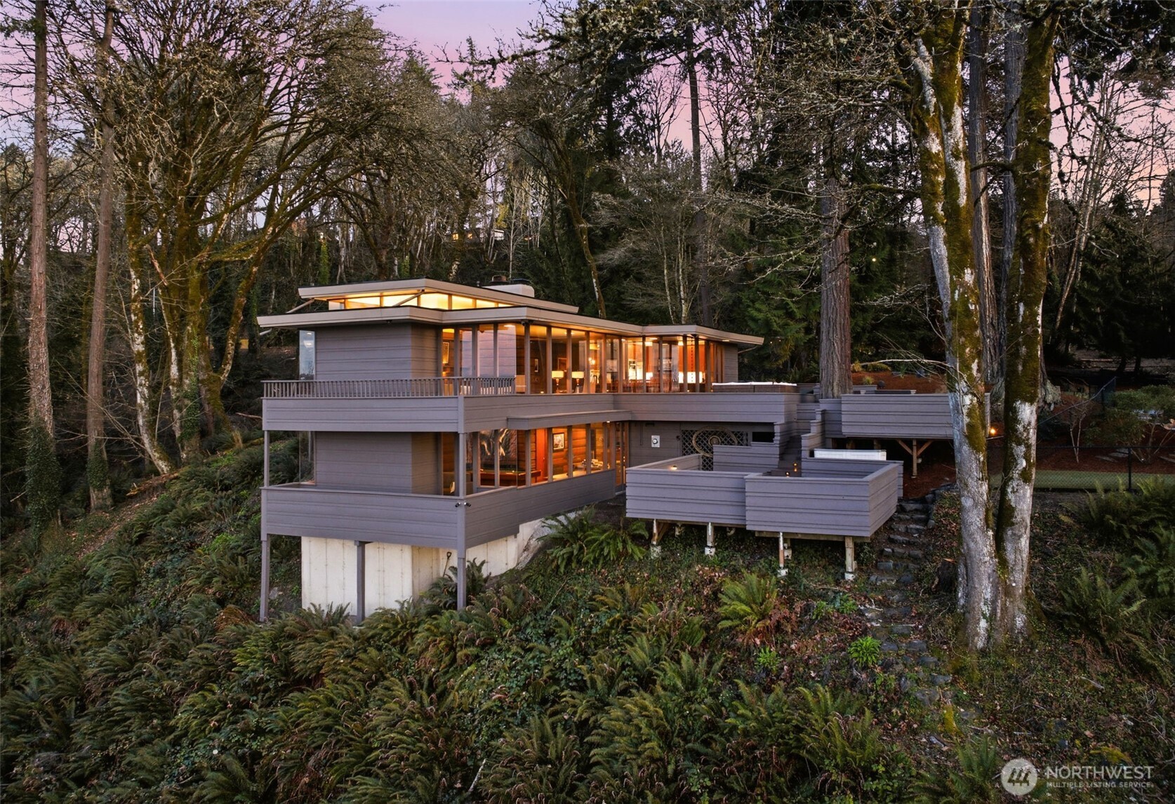 2103 Steilacoom Boulevard , Steilacoom, WA 98388