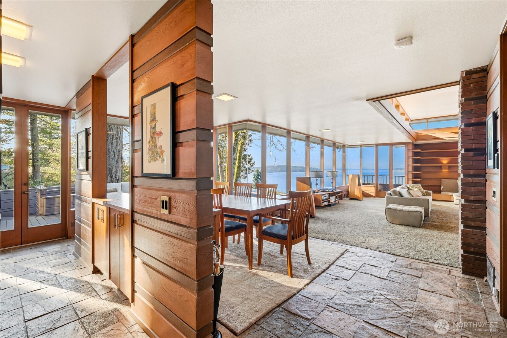 2103 Steilacoom Boulevard , Steilacoom, WA 98388