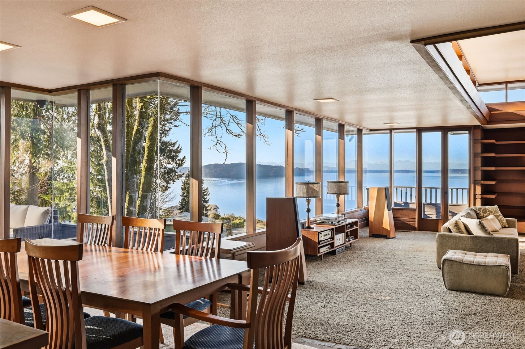 2103 Steilacoom Boulevard , Steilacoom, WA 98388