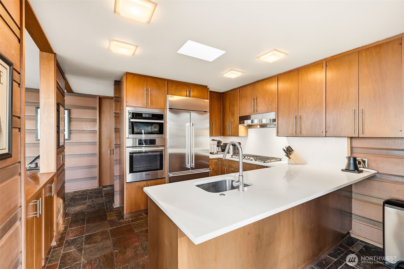 2103 Steilacoom Boulevard , Steilacoom, WA 98388