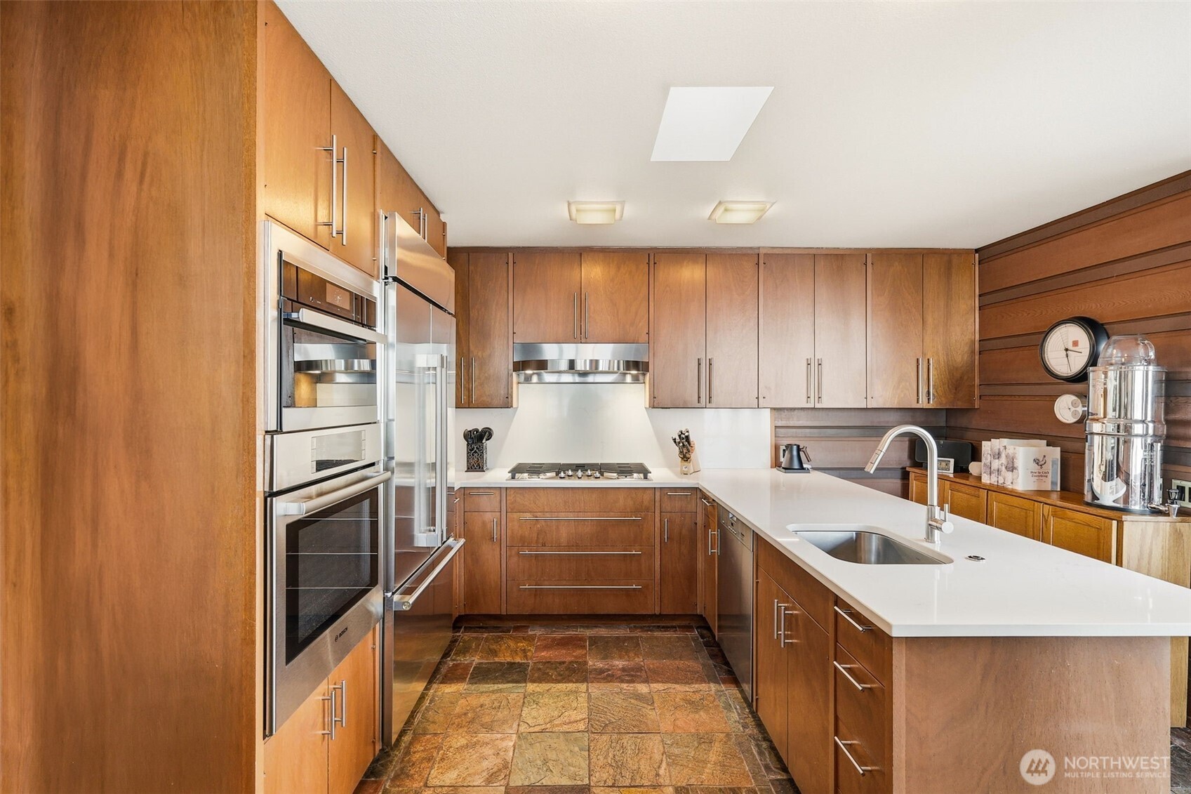 2103 Steilacoom Boulevard , Steilacoom, WA 98388