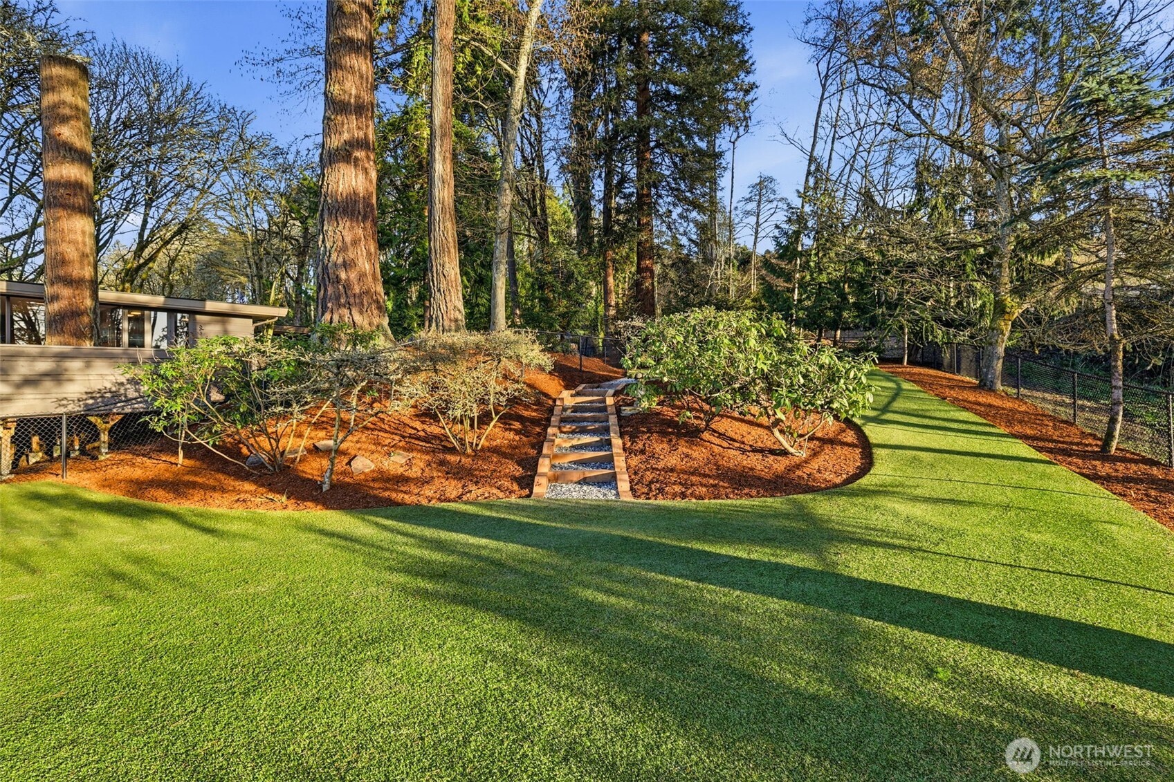 2103 Steilacoom Boulevard , Steilacoom, WA 98388