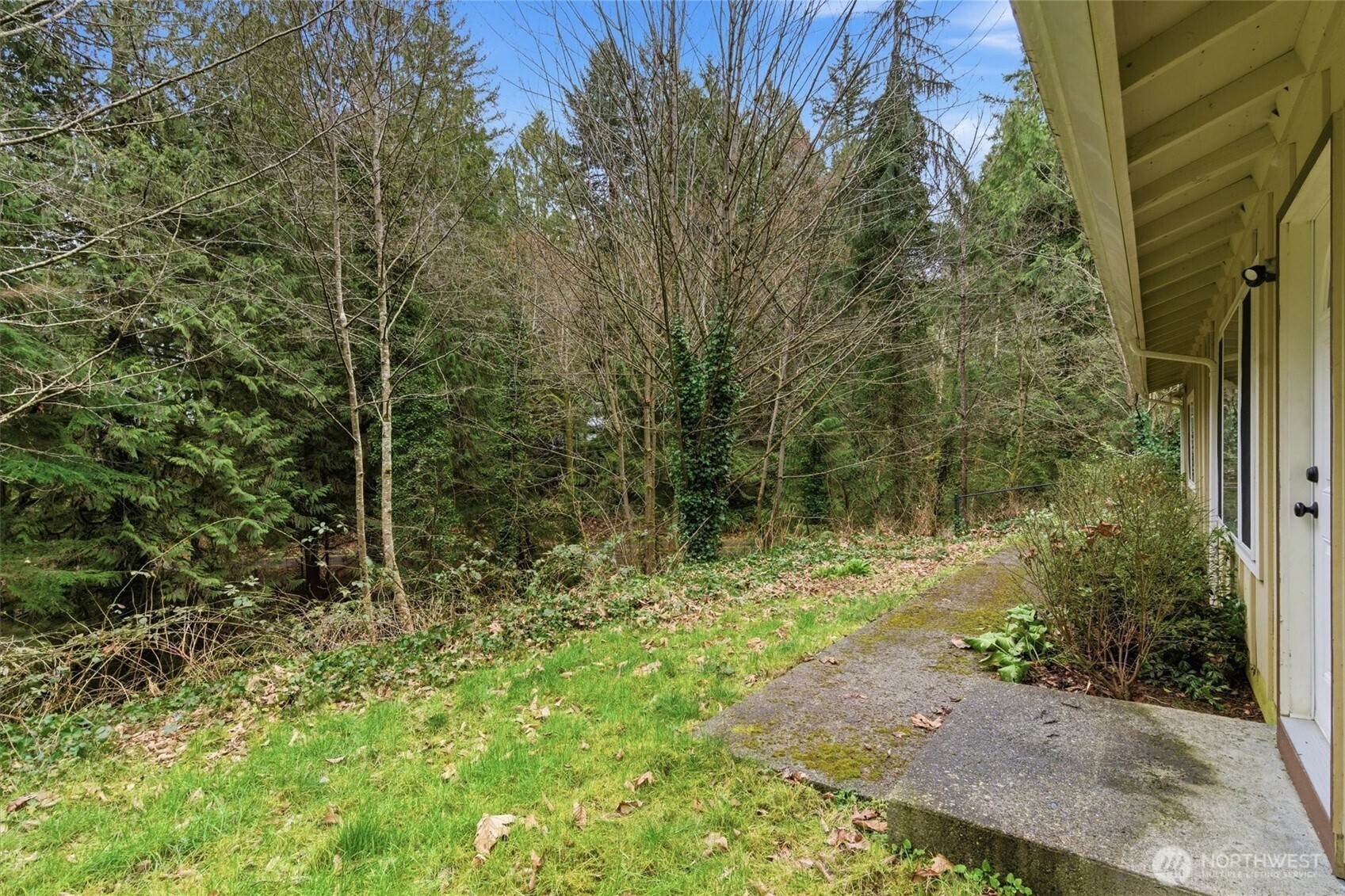 9010 Wyvern Drive SE, Port Orchard, WA 98367-9010