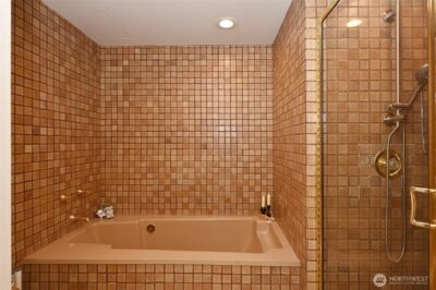 1301 Spring Street #21I, Seattle, WA 98104 - Photo 23