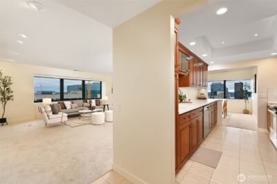 1301 Spring Street #21I, Seattle, WA 98104 - Photo 11