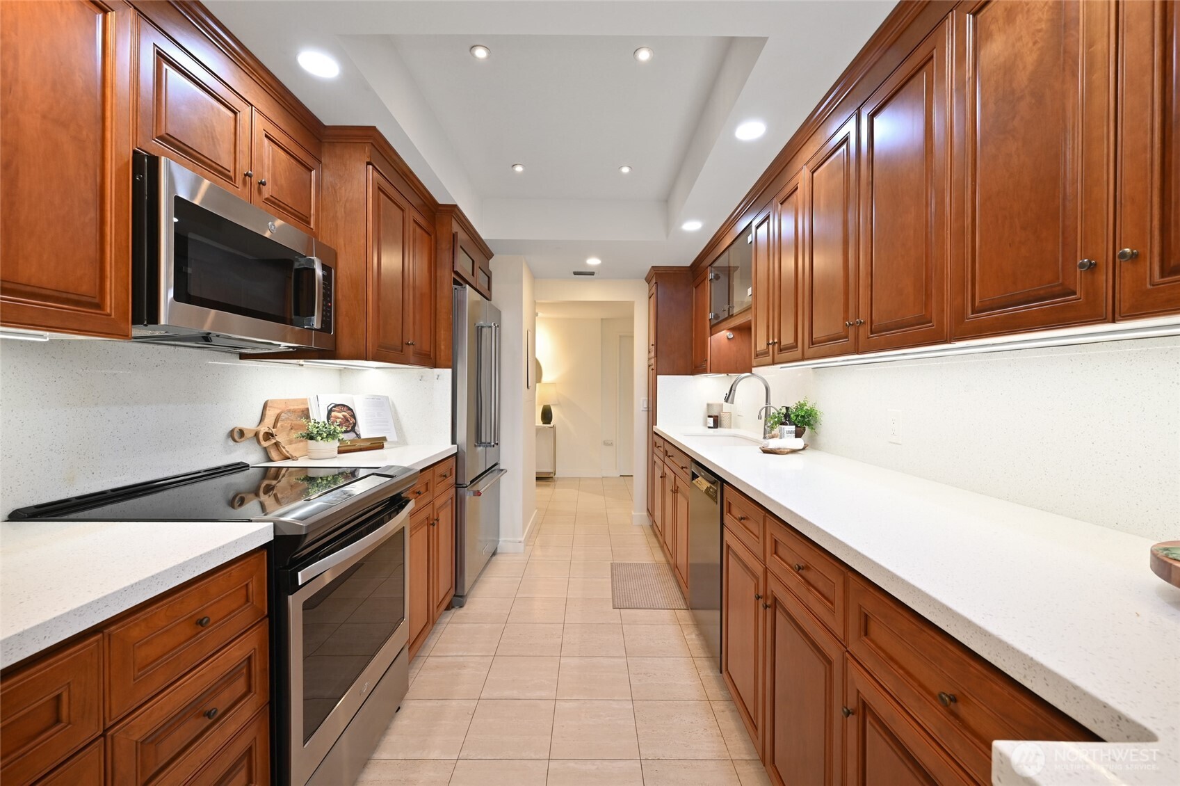 1301 Spring Street #21I, Seattle, WA 98104